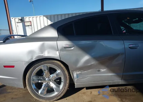 2013 Dodge Charger Sxt из США, поврежденный, VIN 2C3CDXHG0DH725745